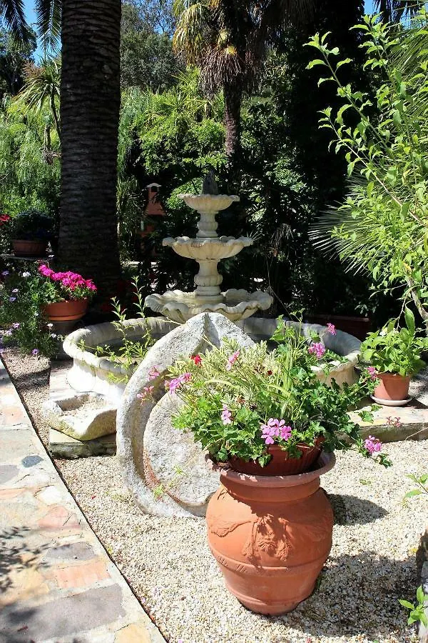 Elbaloves Appartaments Villa Capoliveri  Italia
