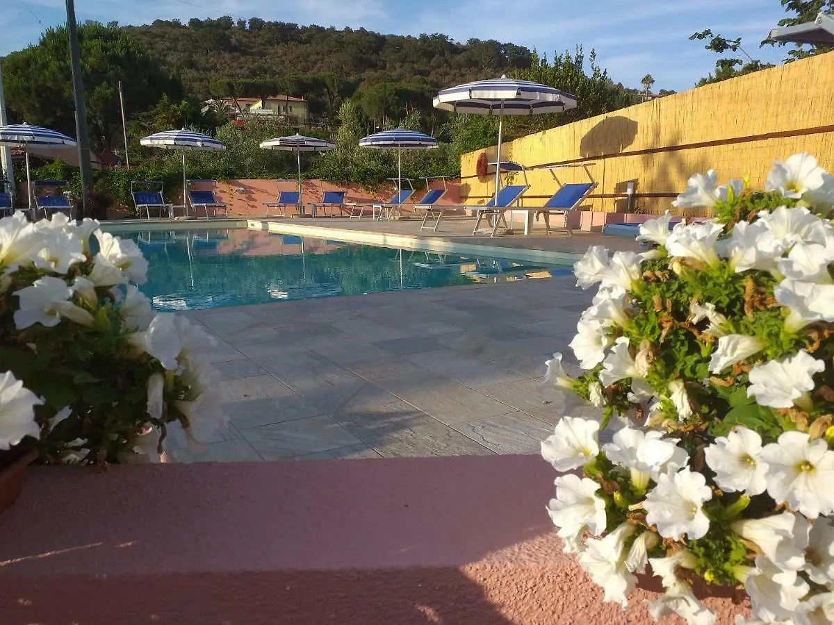 Appartamento Elbaloves Appartaments Villa Capoliveri  Italia